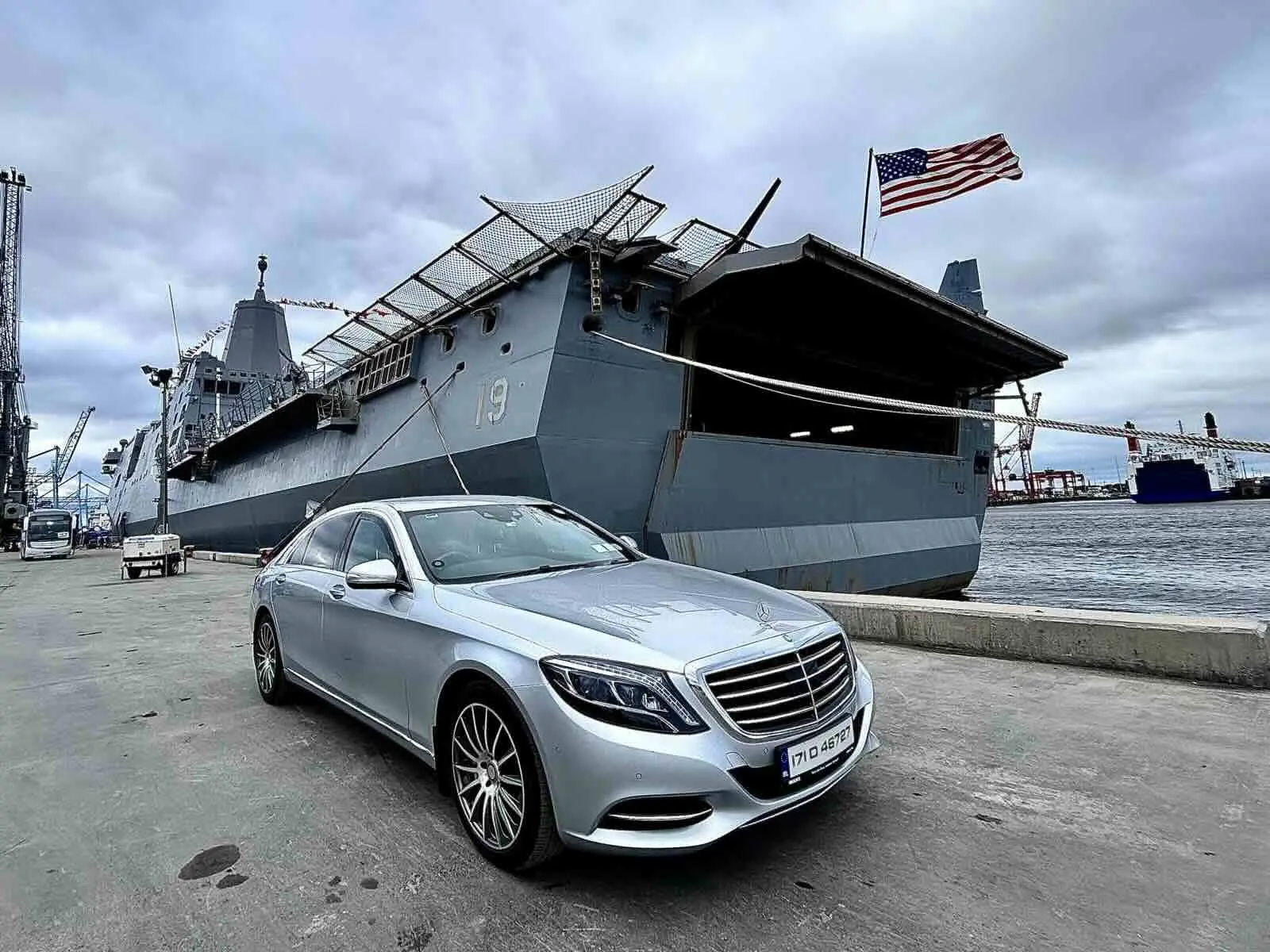 East Coast Travel Mercedes Benz LWB Dublin Port