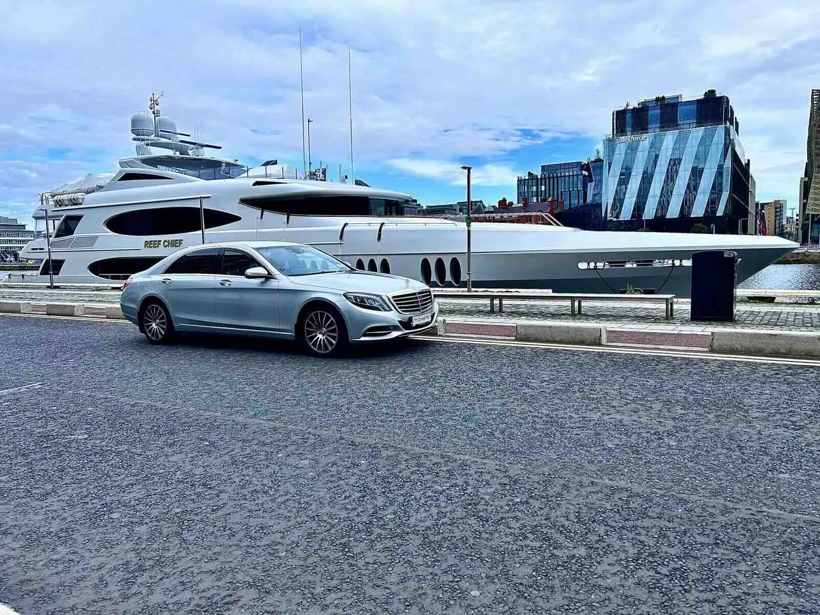 East Coast Travel Mercedes Benz LWB Dublin Port